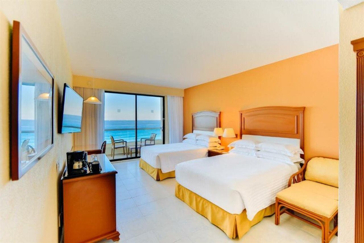 Occidental Tucancun Exterior photo